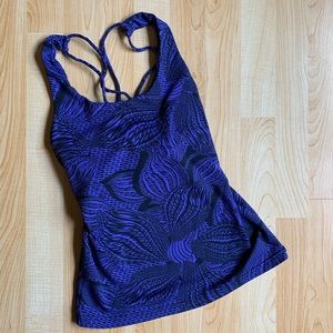 Yogabela Blue and Black Floral Workout Shelf Tank